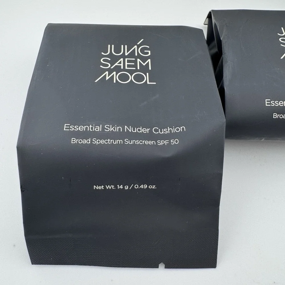 Jung Saem Mool Essential Skin Nuder Cushion set SPF 50 +1 Refill #23 Medium Deep